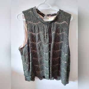 Lace Sleeveless Blouse